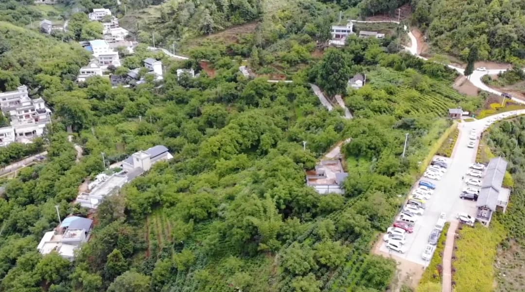 凤庆山间传统村落与绿色生态景观